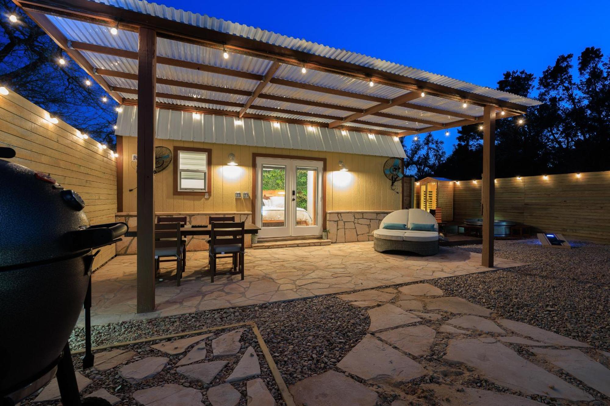 Romantic Luxury Retreat Hot Cold Pool & Sauna Wimberley Esterno foto