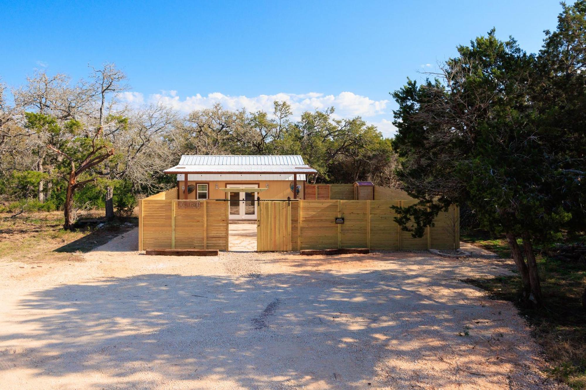 Romantic Luxury Retreat Hot Cold Pool & Sauna Wimberley Esterno foto