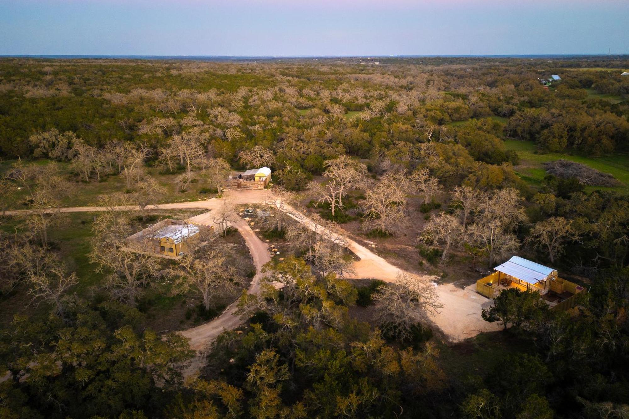 Romantic Luxury Retreat Hot Cold Pool & Sauna Wimberley Esterno foto