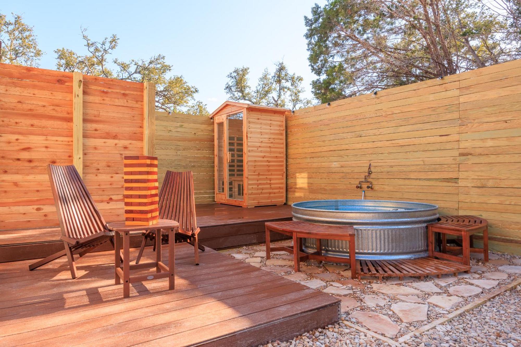 Romantic Luxury Retreat Hot Cold Pool & Sauna Wimberley Esterno foto